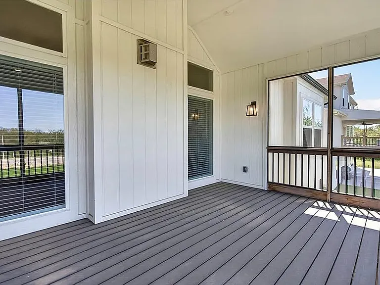 8808 N Clarion Ave — Photo 41
