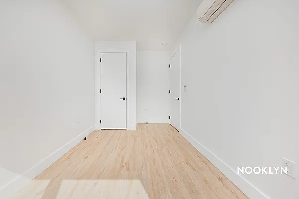 Rented by Nooklyn NYC LLC | media 4