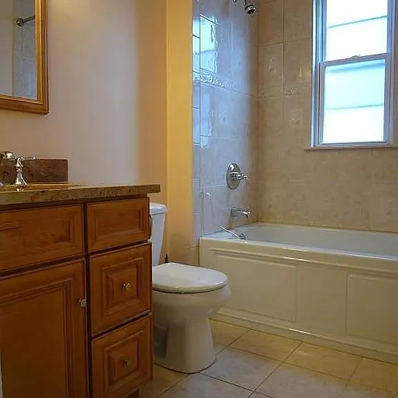 34 Oxford Ave #34 — Photo 11