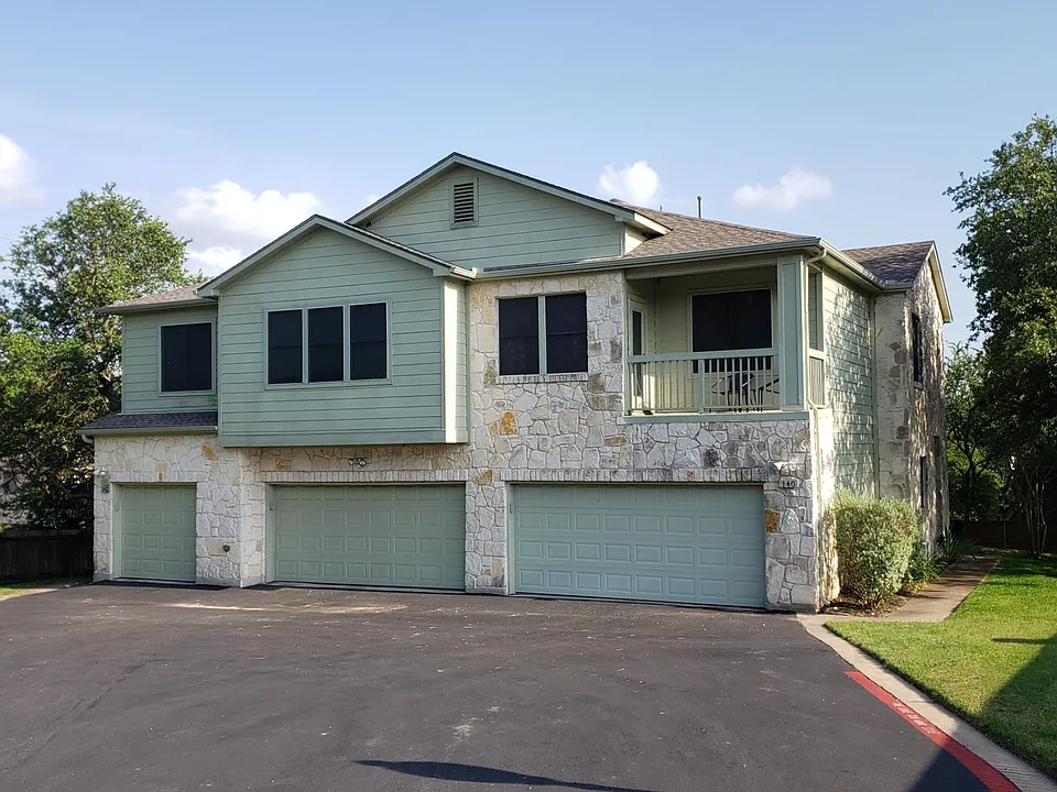 7501 Shadowridge Run #142