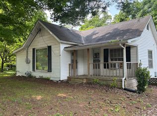 707 Buffalo Rd, Lawrenceburg, TN 38464