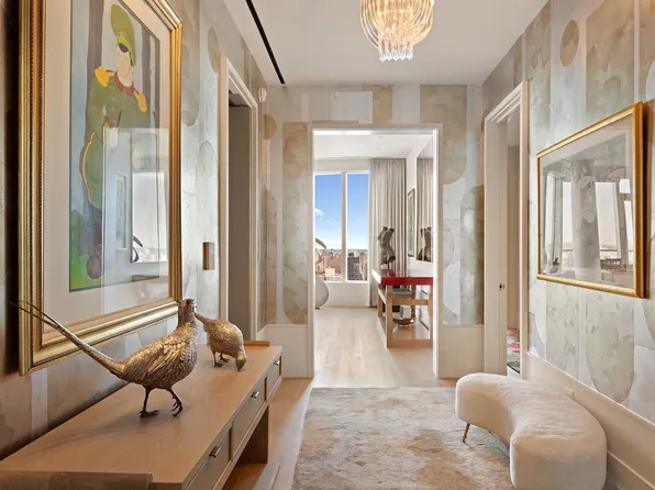 252 East 57th Street image 5 of 14