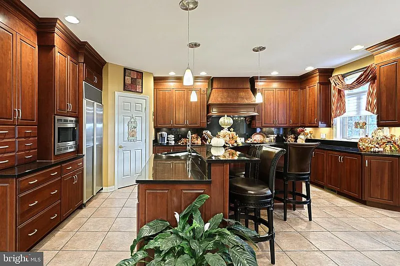 Thumbnail 13