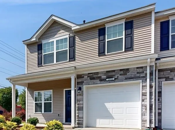 15111 Wrights Crossing Dr, Charlotte, NC 28278