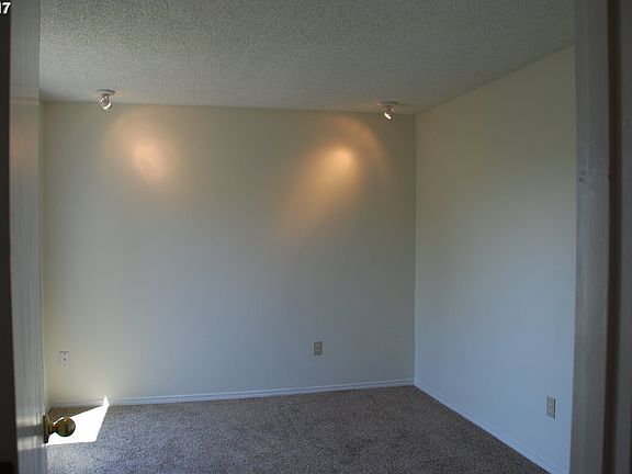 2nd image of 1309 NE 88th St