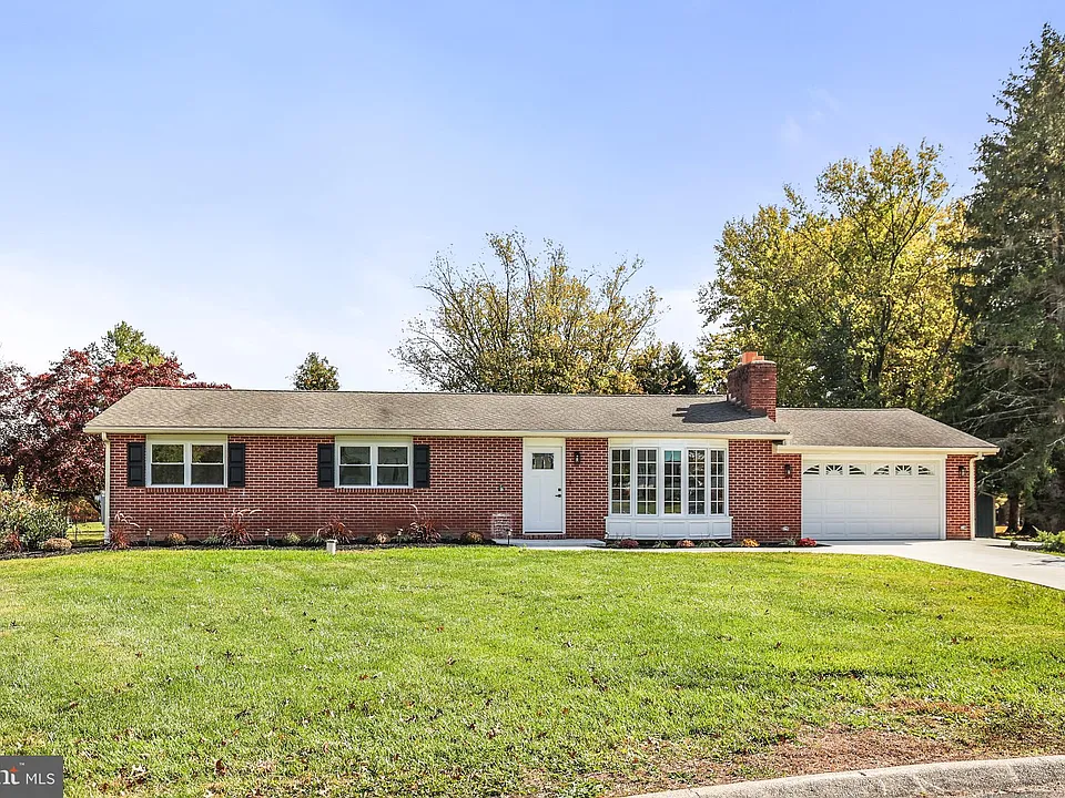 313 Windsor Ct