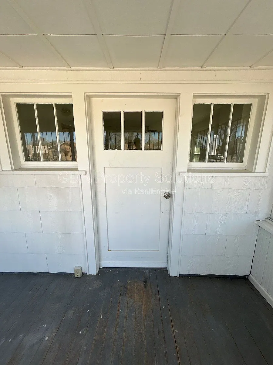 Building Photo - 116 Princeton Dr SE #A