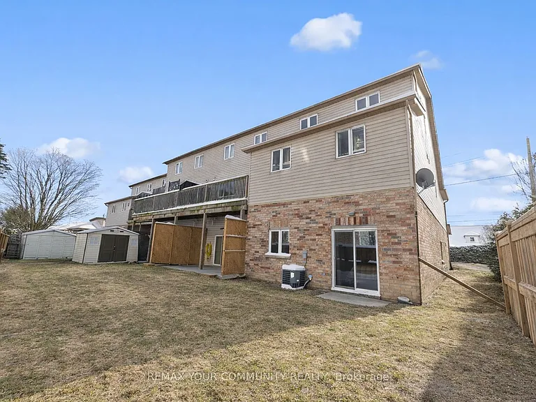 90 Munroe St #BASEMENT — Photo 16