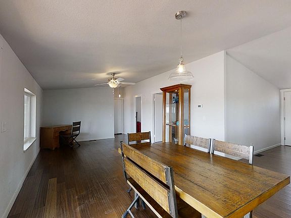 5th image of 1312 S 373rd Ave
