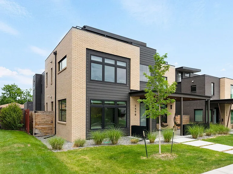 2498 Wolff St — Photo 54