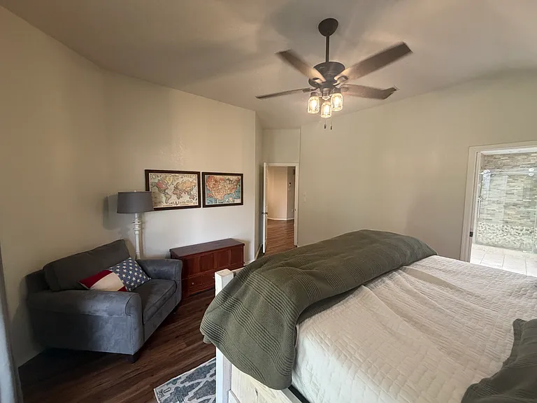 3821 Don January Ave — Photo 4