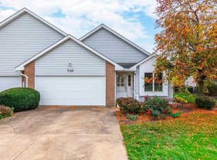 716 Martha Dr, Huron, OH