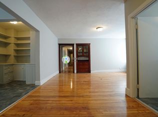 142 Davis, Brookline, MA 02445