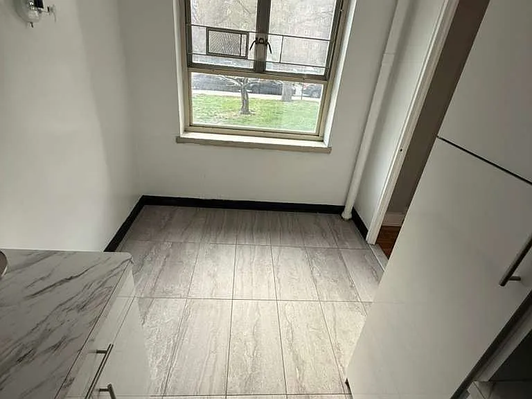 7358 197th St #2B — Photo 4