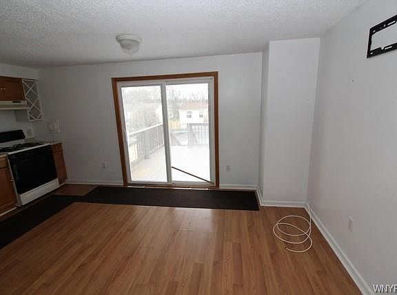 3rd image of 100 W Cherbourg Dr