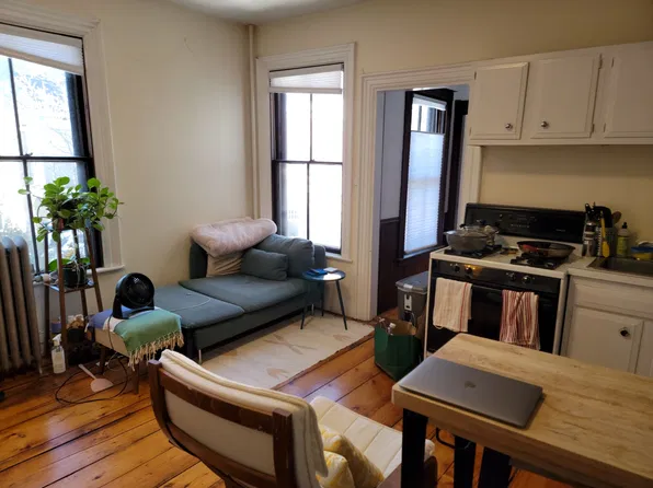 19 Aldersey St #2, Somerville, MA 02143