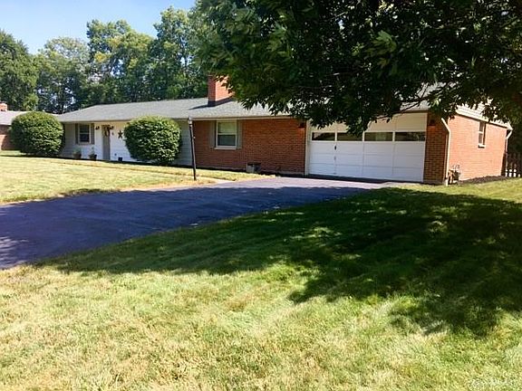 2nd image of 88 Shadybrook Dr