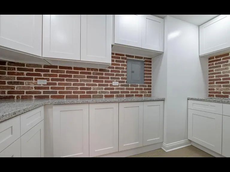 7306 N Winchester Ave #301 — Photo 18