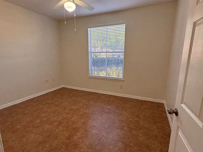 6025 Westgate Dr #2512 — Photo 34