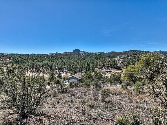 3rd image of 2313 Loma Vista Dr