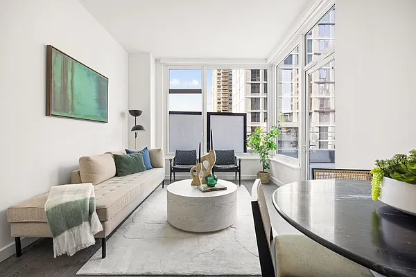 Rented by Corcoran | media 24