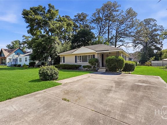 3rd image of 3324 Louis Street