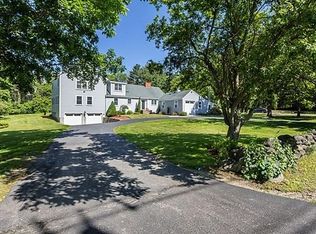 62 East St, Middleton, MA 01949