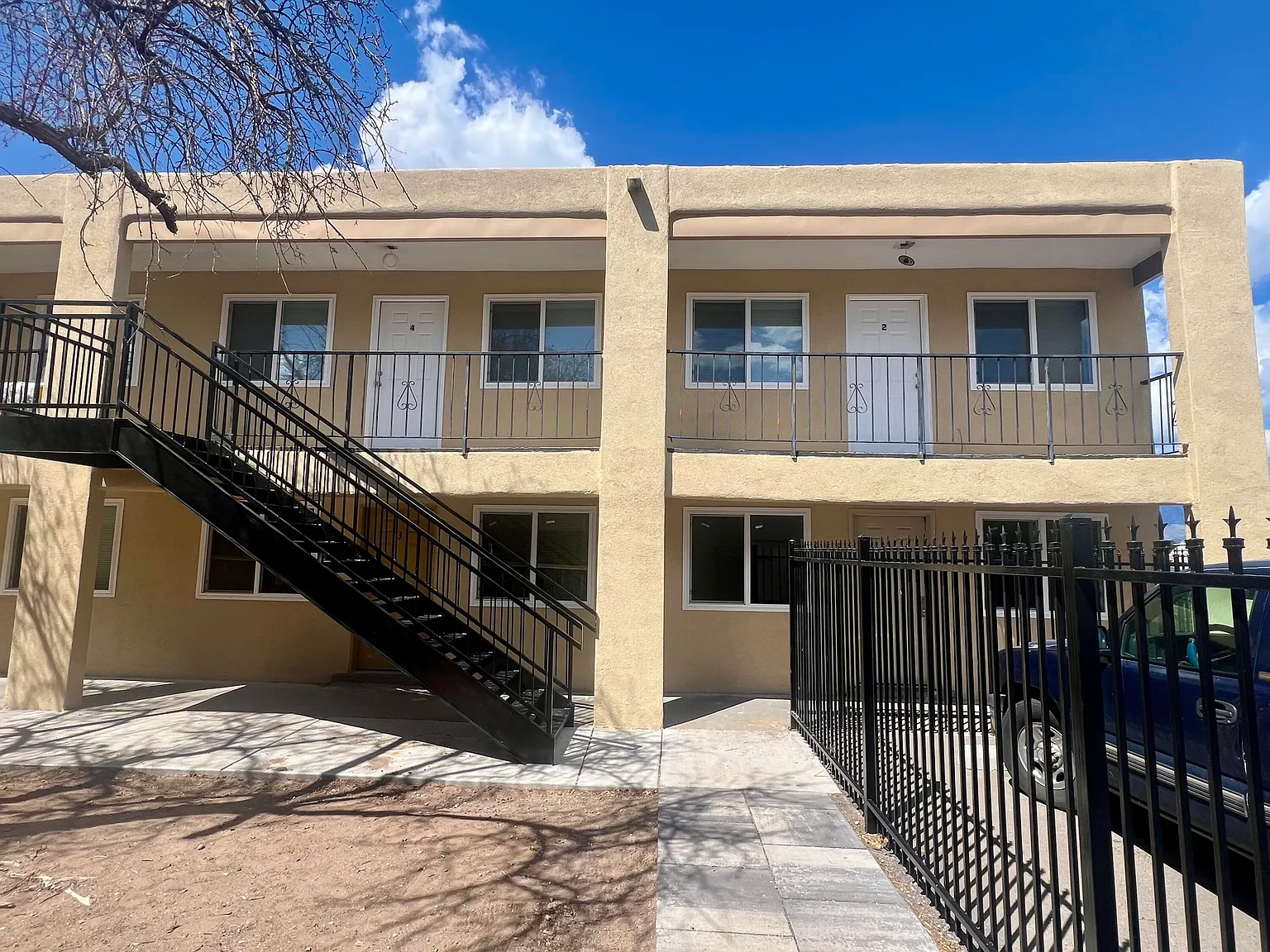 1 bed, 1.0 bath, 650 sqft, $995 — Photo 3