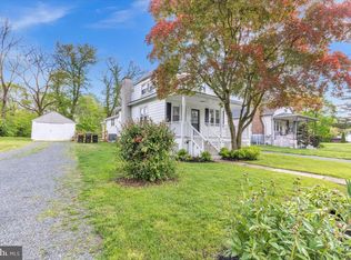 1019 Riverside Dr, Pottstown, PA 19465