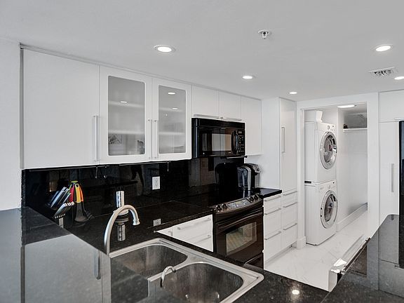 5th image of 16699 Collins Ave APT 701
