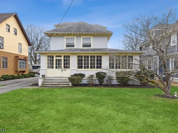 30 Glenbrook Rd, Morris Plains Boro, NJ 07950