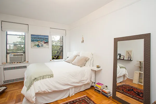 Rented by The Crest Group | media 18