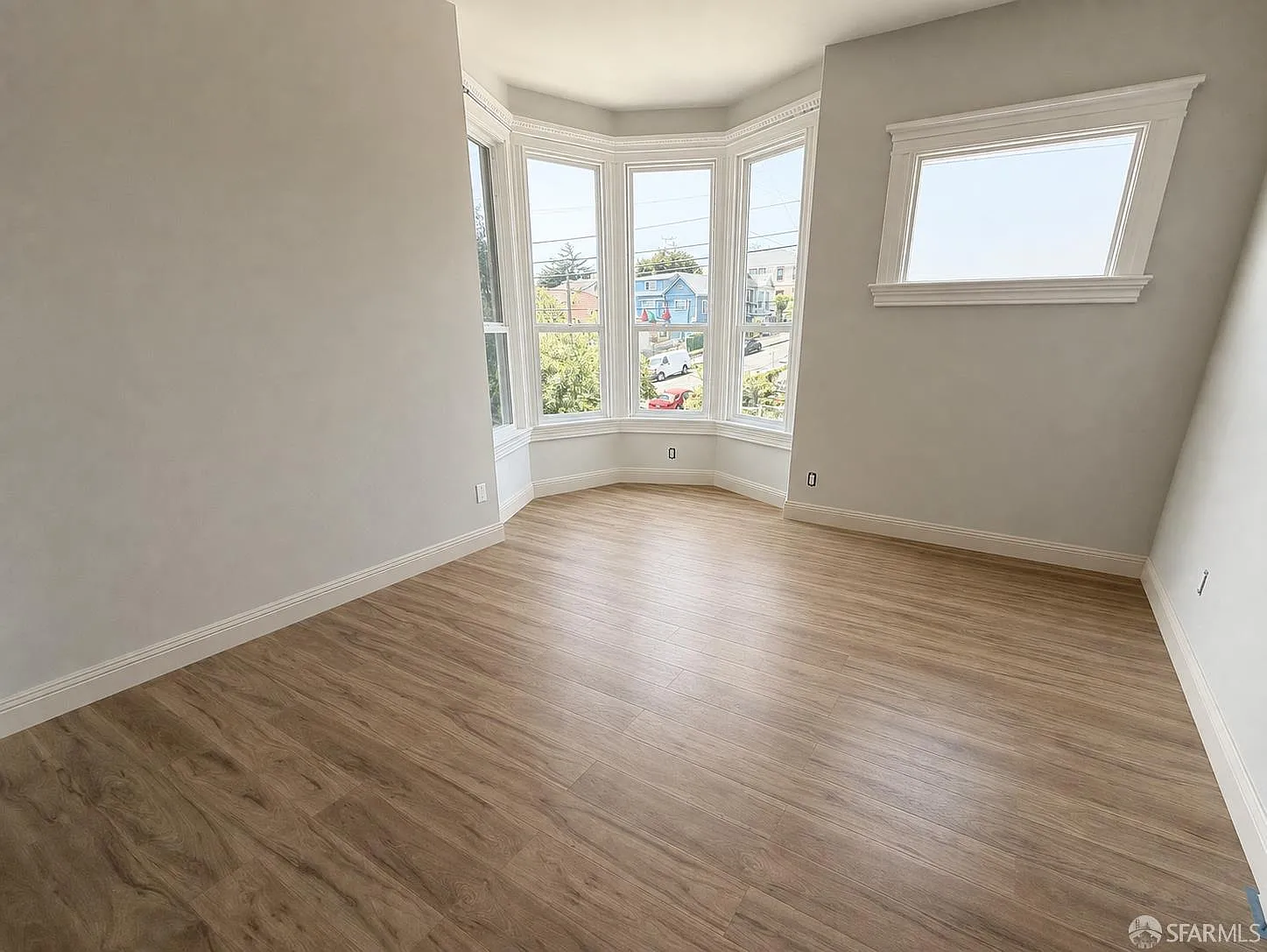 3 bed, 2.0 bath, 1500 sqft, $3,200 — Photo 4