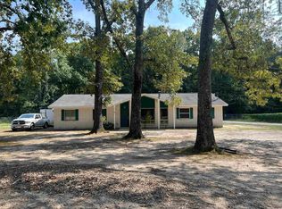 9220 Henderson Rd, Pine Bluff, AR 71603