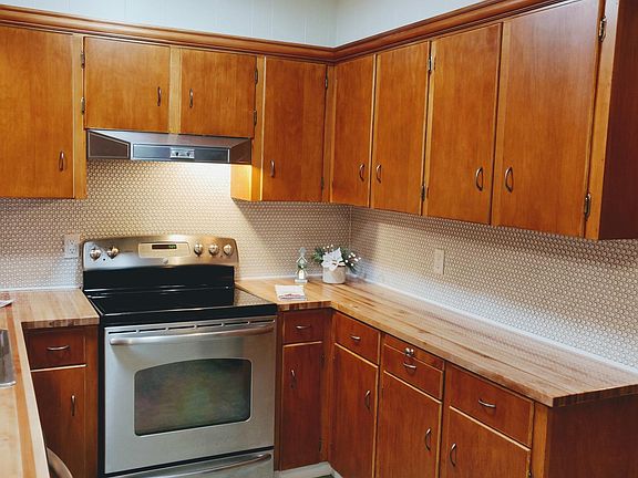 4th image of D1-35 E Terrace Ave #D1