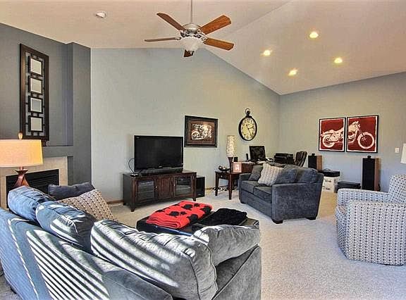 4th image of 6313 White Berry Ln