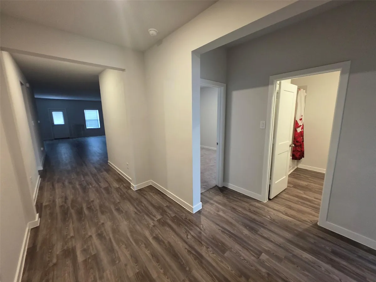 Building Photo - 25049 Pomegranate Pl