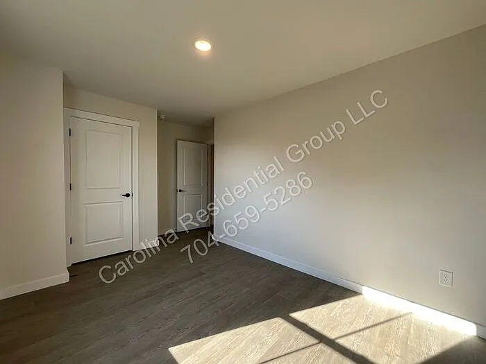 130 18th St NW — Photo 13