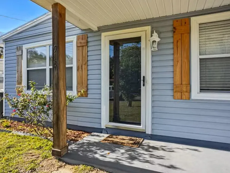 918 Fremont Ave — Photo 2