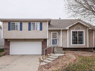 4608 N 148th St, Omaha, NE 68116