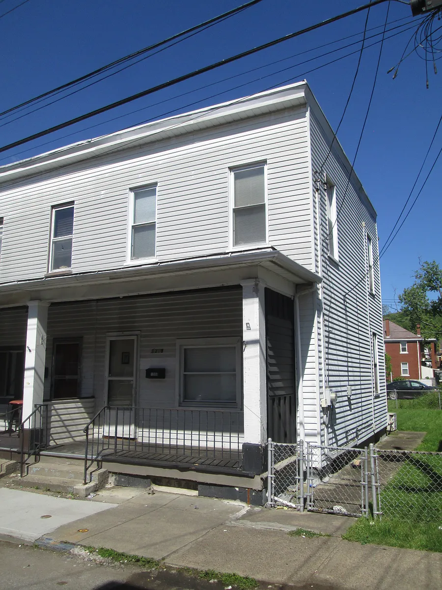 Building Photo - 1208 Holmes St