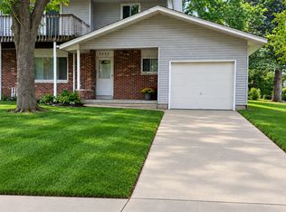 3003 Churchill Dr, Madison, WI 53713