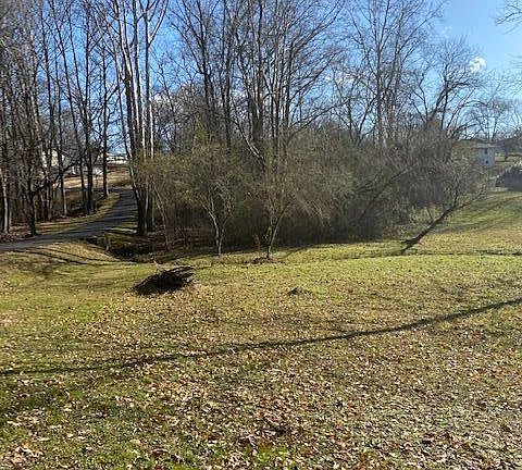 3rd image of Spencer Dr