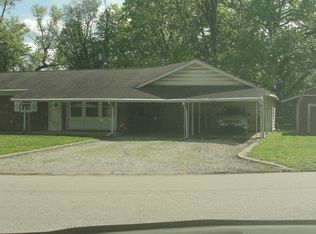 11 Drexel Dr, Cahokia, IL