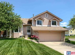 5203 N 129th St, Omaha, NE 68164