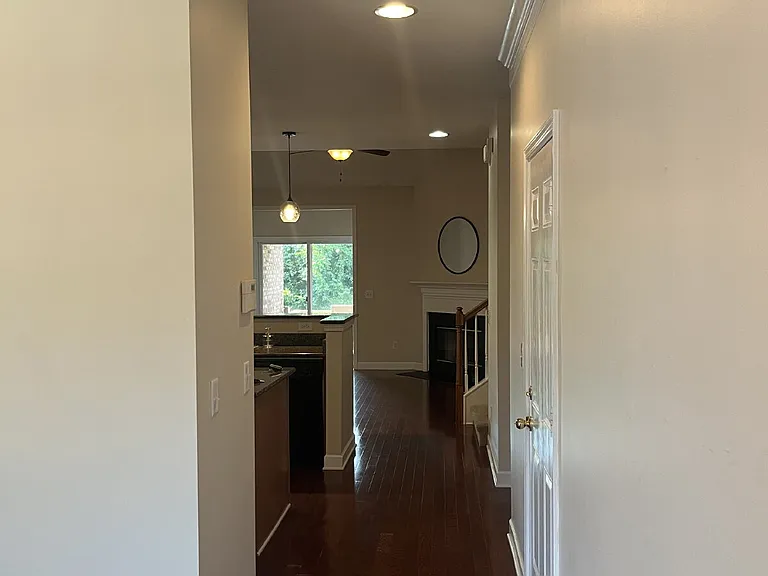 7529 Kemberton Ct — Photo 15