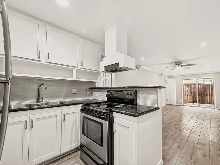 1418 Vermont St #3 — Photo 7