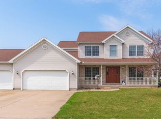 308 Heather Dr, Heyworth, IL 61745