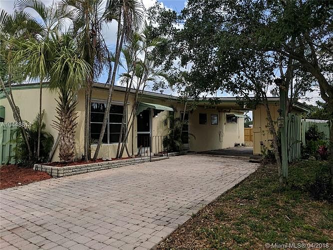 1st image of 3301 SW 15th St