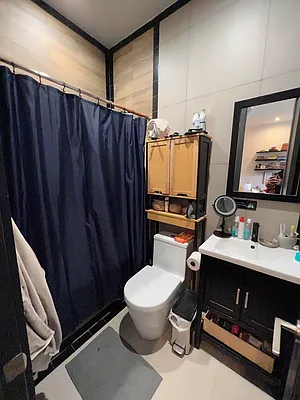 Rented by Delmark Realty LLC | media 18